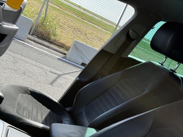 Volkswagen Passat 2.0 TDI 140 CV - Highline-FULL - Foto 7