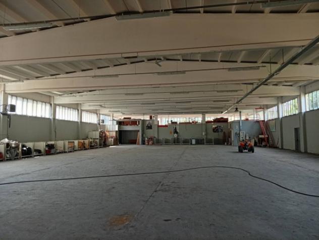 Immobile di 1700 m² in affitto a Soliera - Foto 2