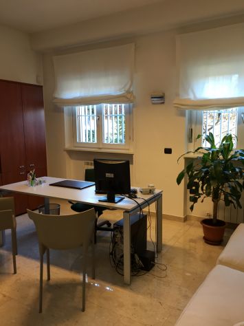 affitto stanze uso ufficio - Foto 6