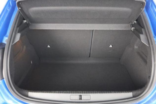PEUGEOT 208 208 PureTech 100 Stop&Start 5 porte Allure Pack rif. 24013158 - Foto 6
