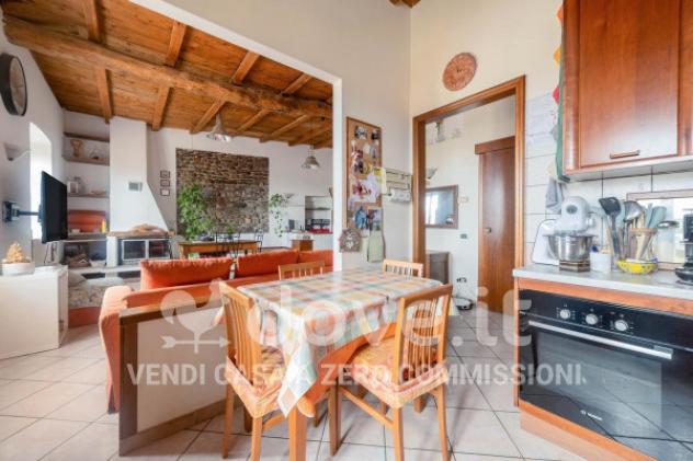 Appartamento di 100 m² con 3 locali e posto auto in vendita a Casciago - Foto 3