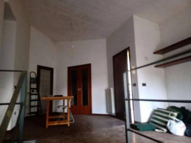 Immobile in asta di 144 m² con più di 5 locali in vendita a Nepi - Foto 2