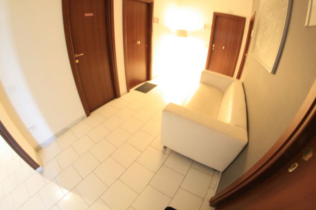 Ufficio personalizzato pronto per 3 persone - Foto 9