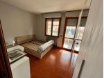 AFFITTASI STANZA CON LETTO MATRIMONIALE E GRANDE BALCONE DA OTTOBRE