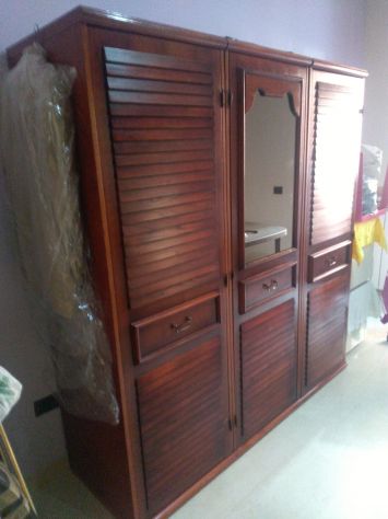 VENDO ARMADIO COPONIBILE IN LEGNO OTTIMO STATO “STILE MARINA” - Foto 4
