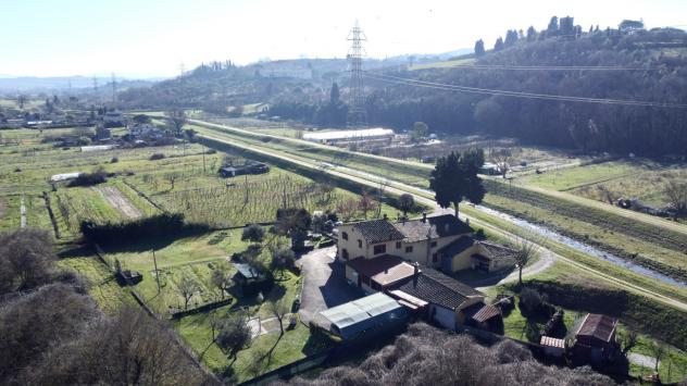 CASA INDIPENDENTE di 7 vani e di 229 mq (SCANDICCI - Via Lungo Vingone, Scandicci 50018) rif. 0695