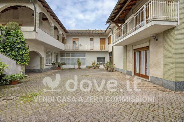 Casa indipendente di 367 m² con più di 5 locali in vendita a Tradate - Foto 2