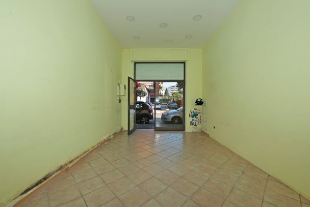 LOCALE COMMERCIALE AL CENTRO - Foto 8