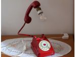 Lampada da tavolo realizzata artigianalmente con vero telefono SIP