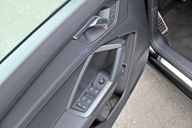 Audi Q3 Sportback 35TDI S-tronic S LINE NERO NAVI VC - Foto 7