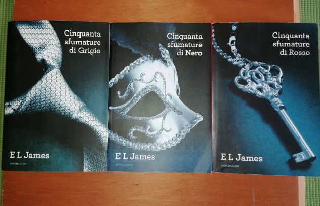 E L James Cinquanta sfumature di rosso - Foto 5