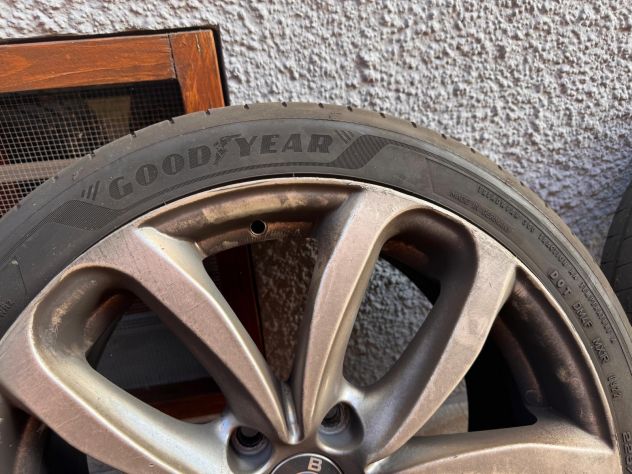 Vendo Set 4 Cerchi in Lega Originali BMW 18" — Pneumatici Goodyear 225/45 R18 95 - Foto 6