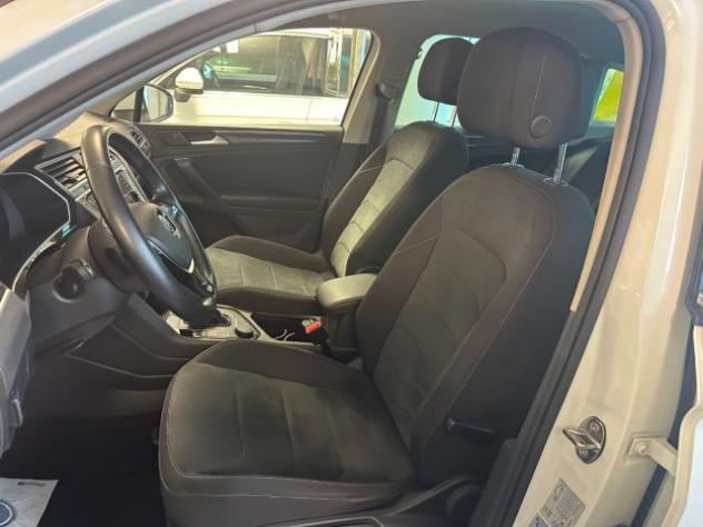 VOLKSWAGEN Tiguan 2.0 TDI SCR DSG 4MOTION Advanced BMT rif. 23975763 - Foto 9