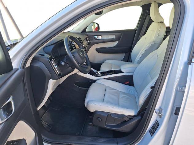 Volvo XC40 Recharge T4 129+14 CV Recharge Plug-In Hybrid Inscription - Foto 6