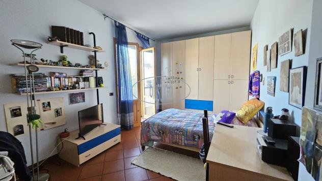VILLA di 8 vani e di 243 mq (FIGLINE E INCISA VALDARNO) rif. V-2295 - Foto 14