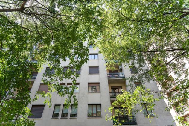 Appartamento di 202 m² con più di 5 locali in vendita a Milano