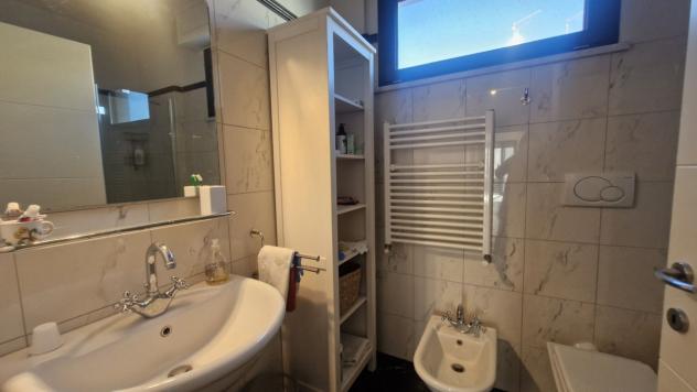 APPARTAMENTO di 4 vani e di 80 mq (PIETRASANTA) rif. MP966 - Foto 18