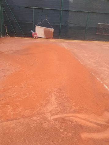 Cerchiamo addetto manutenzione campi da tennis – Anche senza esperienza - Foto 3