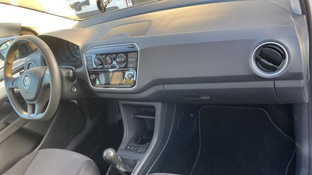 Volkswagen up! 1.0 MPI 2019 - 113.197 km - tagliandata e collaudata - Foto 6