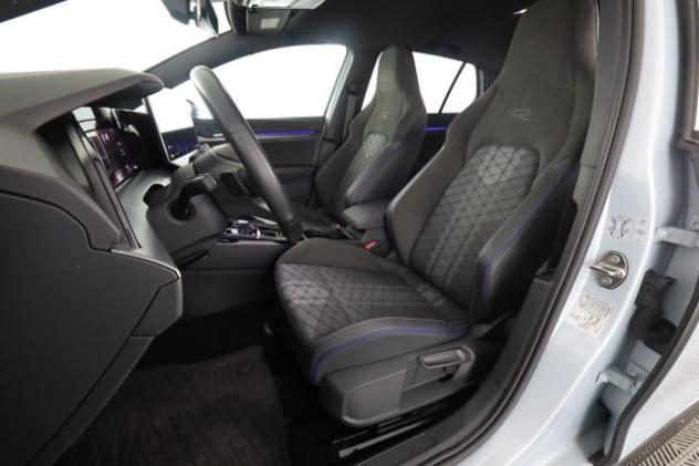 VOLKSWAGEN Golf Golf 2.0 TDI 150 CV DSG SCR R-Line Plus rif. 23913262 - Foto 2