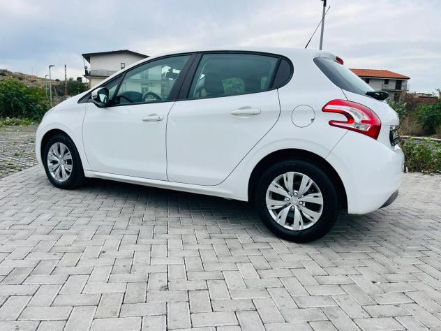 Peugeot 208 1.4hdi NEOPATENTATI CHIAMA 2014 - Foto 6