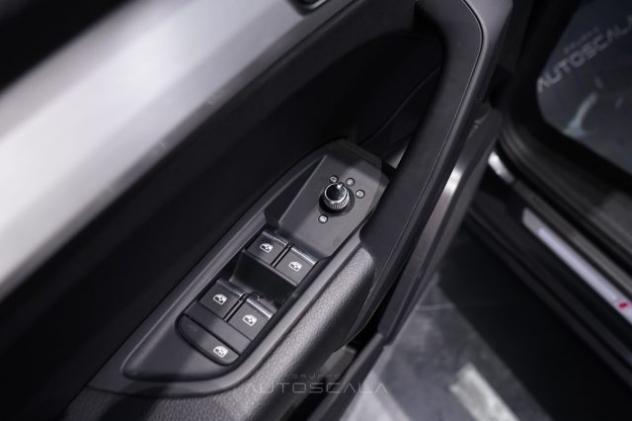 AUDI Q5 SPB 40 TDI quattro S tronic S line Black Line rif. 22581112 - Foto 10
