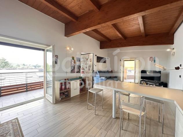 GAVIRATE recente mansarda con terrazzo - Foto 19