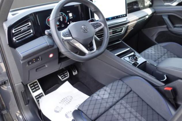 VOLKSWAGEN Tiguan 2.0 TDI 150 CV DSG R-Line rif. 23757985 - Foto 5