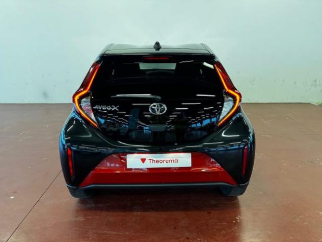 TOYOTA Aygo X 1.0 Trend 72cv rif. 22094570 - Foto 9