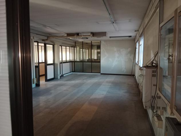 Immobile di 600 m² in affitto a Carpi - Foto 3