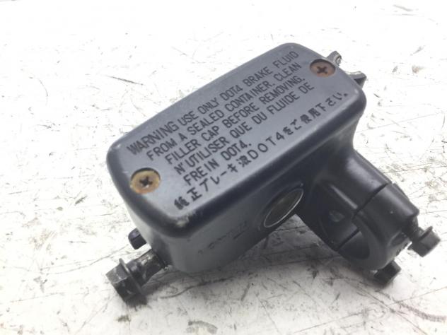 HONDA CBF 500 POMPA FRENO ANTERIORE CON SUPPORTO SPECCHIETTO ROTTO 2004 2006 - Foto 3