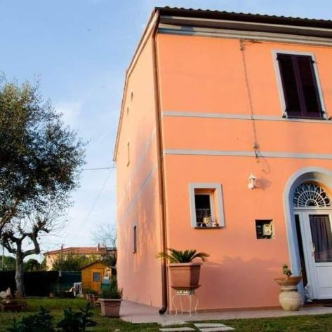 intera palazzina in vendita a Pisa in zona Putignano