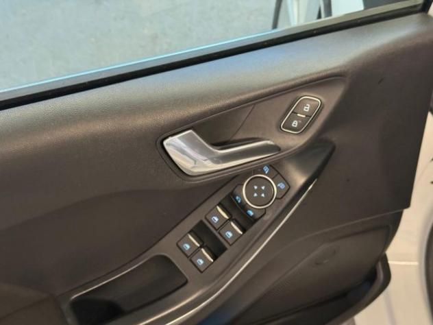 FORD Fiesta 1.5 TDCi 5 porte Titanium rif. 23493724 - Foto 5