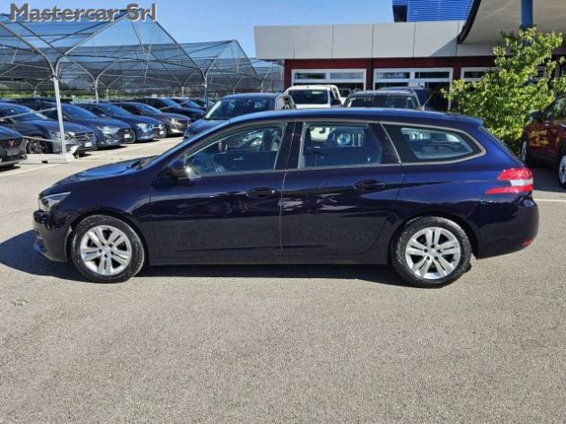 PEUGEOT 308 308 II 2018 SW SW 1.5 bluehdi Active s - GA412RP rif. 23837819 - Foto 3