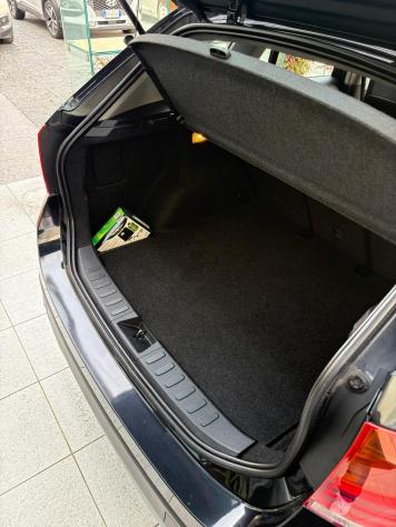 BMW X1 18d xDrive Sport - Foto 8