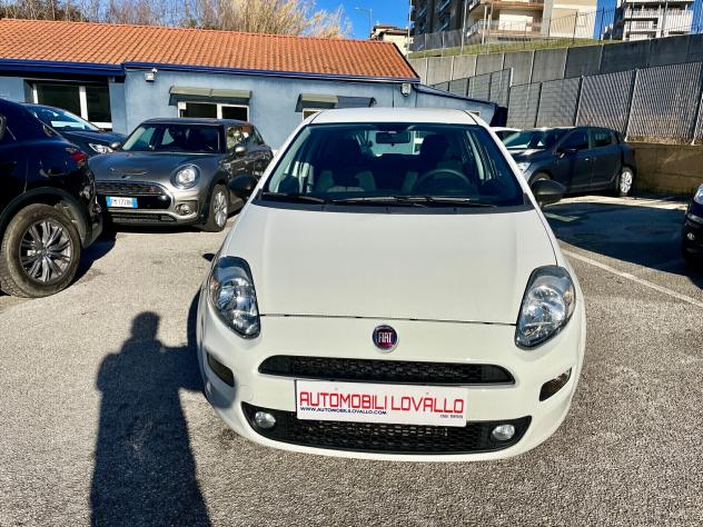 Fiat Punto 1.3 MJT 95 CV 5 p NAVI-2018 - Foto 2