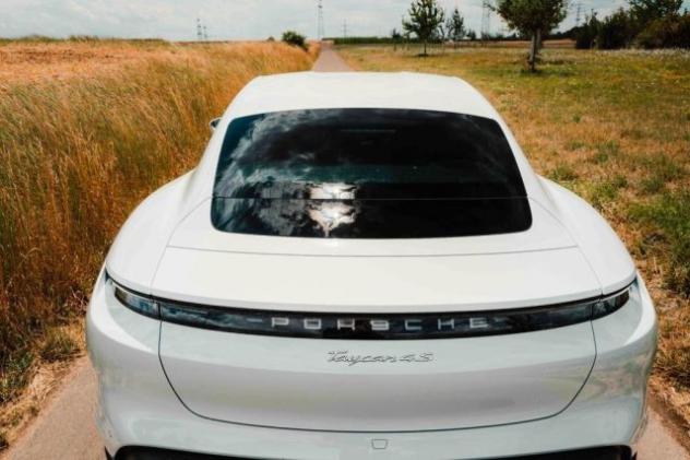 PORSCHE Taycan 4S rif. 24040029 - Foto 9