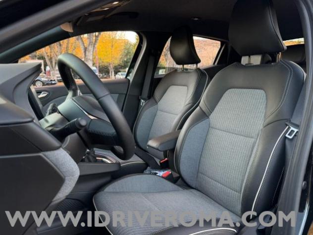 RENAULT Clio Clio 1.0 tce Techno 90cv "GRIGIO SCISTO" rif. 23619537 - Foto 8