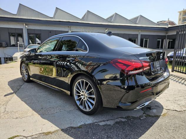 Mercedes-Benz Classe A Berlina A 180 d Automatic Premium AMG - Foto 6