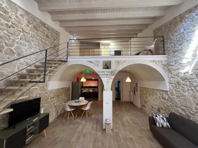 Rif. 9918 | Esclusivo Loft su due livelli in pietra viva, Ragusa