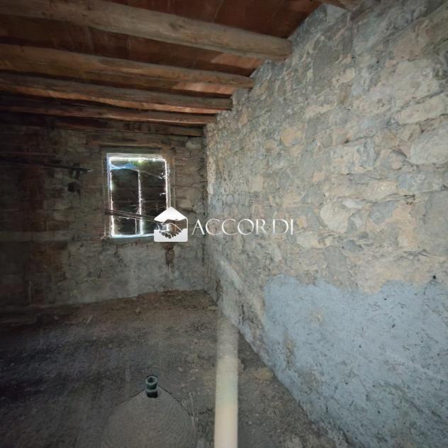 CASA AFFIANCATA di 9 vani e di 370 mq (PADERNO DEL GRAPPA) rif. BL136 - Foto 14