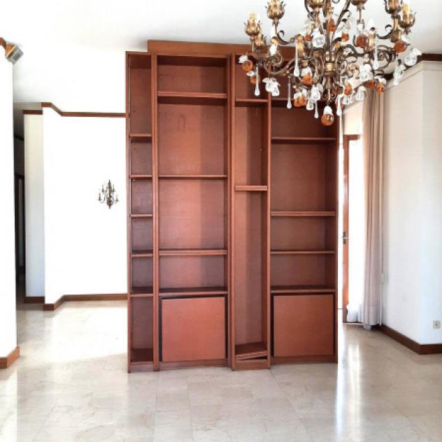 Appartamento di 152 m² con 4 locali e box auto in vendita a Vigevano - Foto 15