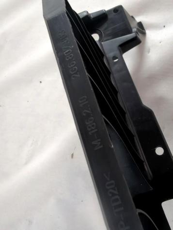 2G6807863 SUPPORTO PARAURTI POSTERIORE VOLKSWAGEN POLO 1.0 B 48KW 5M 5P (2018) RICAMBIO USATO - Foto 5