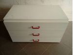 Cassettiera bianca laminata con 3 cassetti completa misure 60 x 35 x H 35 cm.