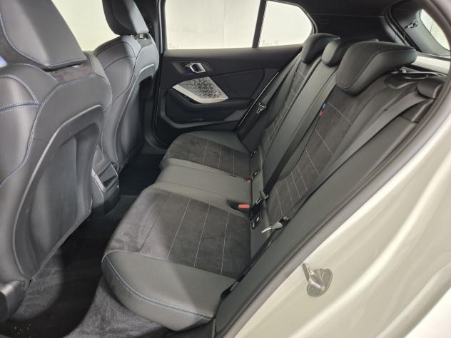 BMW Serie 1 F70 118d MSport auto - Foto 8