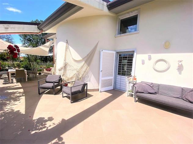 Villa in vendita a Marina di Carrara - Carrara 200 mq Rif: 1140826 - Foto 2