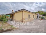 Casa indipendente di 190 m² con più di 5 locali e box auto in vendita a Cas &hellip;