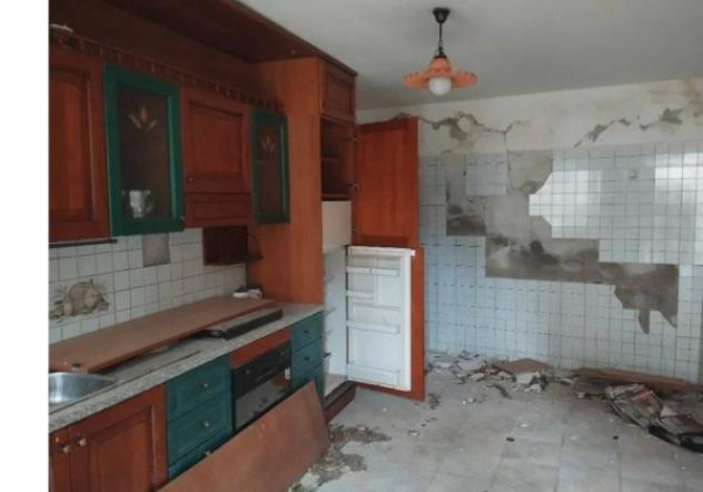 Immobile in asta di 170 m² con più di 5 locali in vendita a Pieve Torina - Foto 5