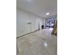 Fuorigrotta - Via Diocleziano - Locale 30 mq - Ristrutturato