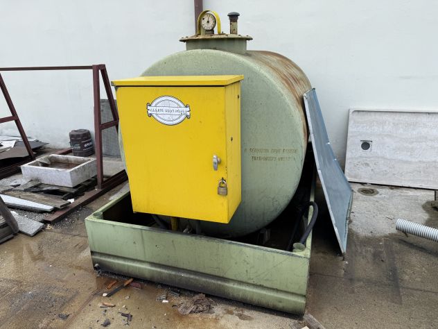 Cisterna e serbatoio, compressori, carrelli - Foto 6